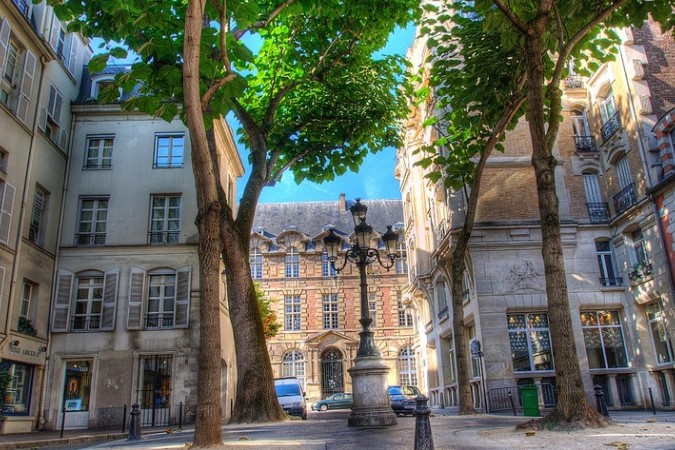One of the most idyllic spots in Paris: Place de Fürstenberg